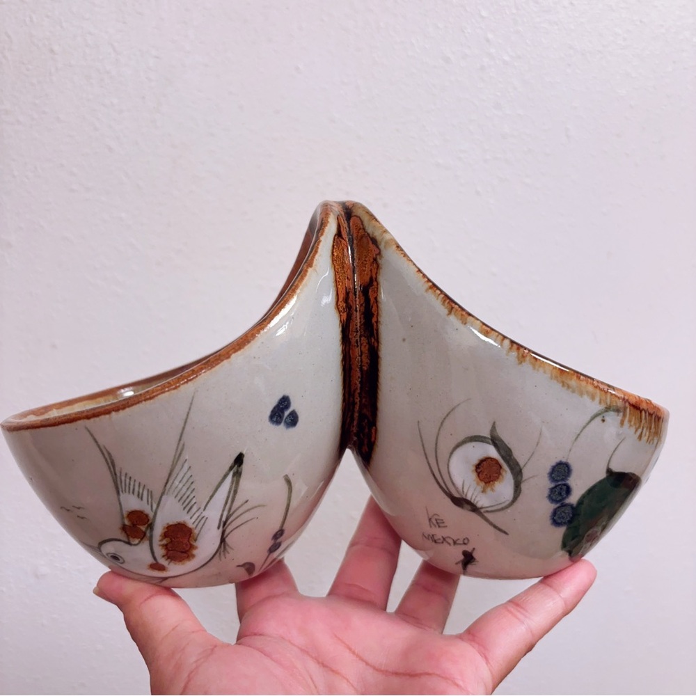 Ken Edwards Tonala Mexican Pottery Double Salsa Bowl 9.25" wide